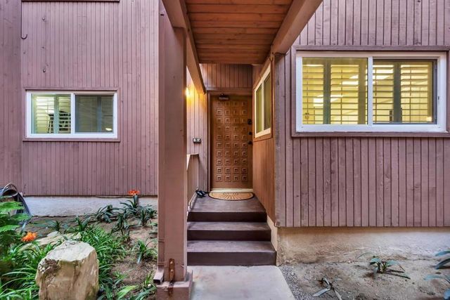 2600 Torrey Pines Rd B17, La Jolla, CA 92037