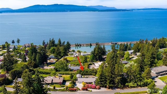 418 Briar Road, Bellingham, WA 98225