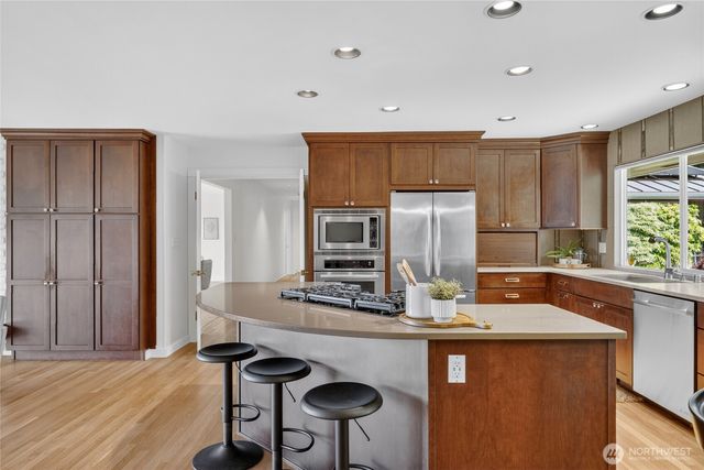 418 Briar Road, Bellingham, WA 98225