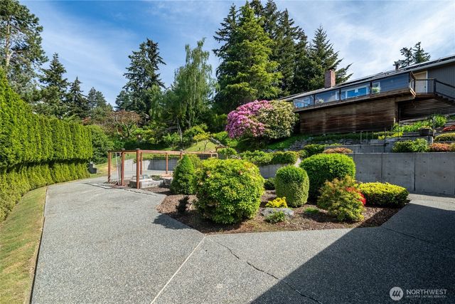 418 Briar Road, Bellingham, WA 98225