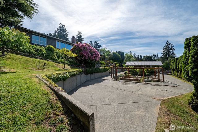 418 Briar Road, Bellingham, WA 98225