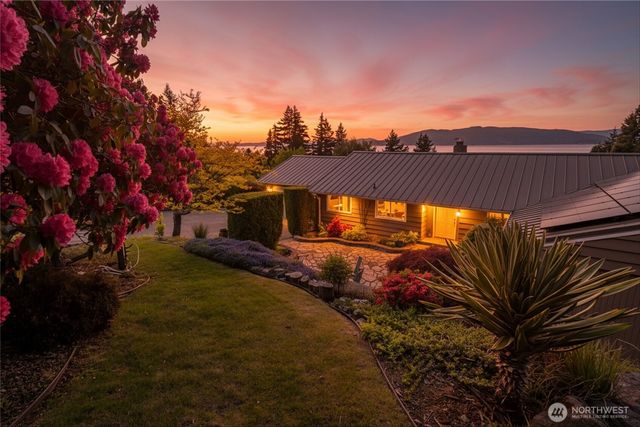 418 Briar Road, Bellingham, WA 98225