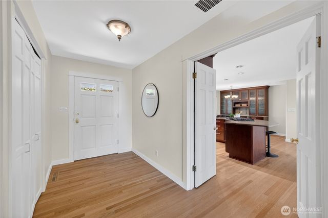 418 Briar Road, Bellingham, WA 98225