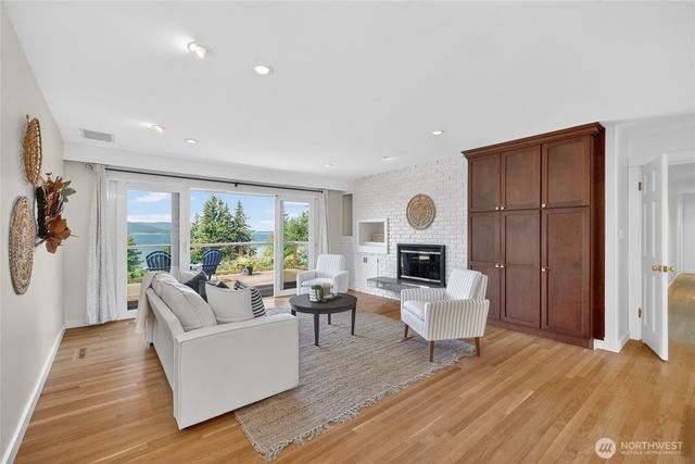 418 Briar Road, Bellingham, WA 98225