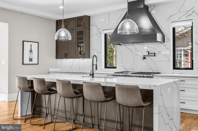 650 N JACKSON ST, Arlington, VA 22201