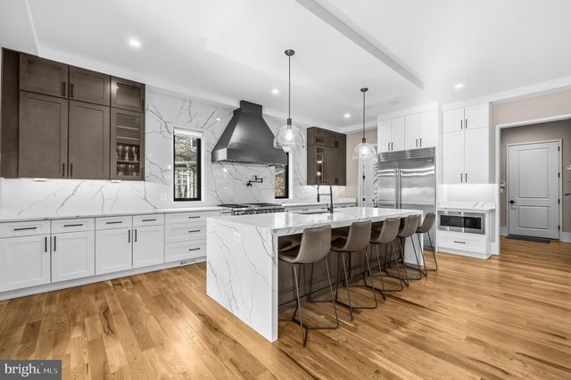 650 N JACKSON ST, Arlington, VA 22201