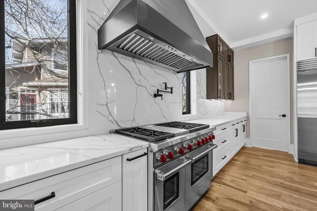 650 N JACKSON ST, Arlington, VA 22201