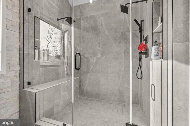 650 N JACKSON ST, Arlington, VA 22201