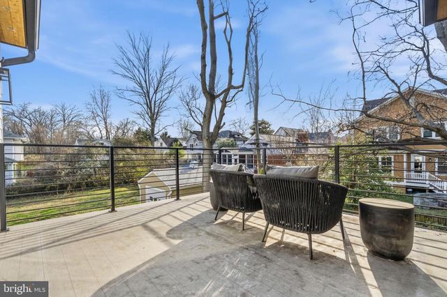 650 N JACKSON ST, Arlington, VA 22201