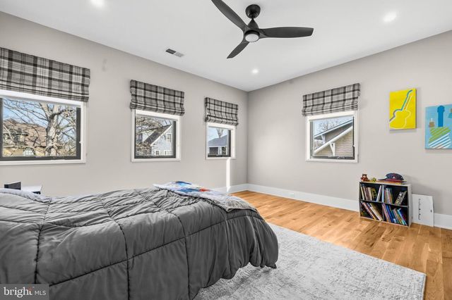 650 N JACKSON ST, Arlington, VA 22201