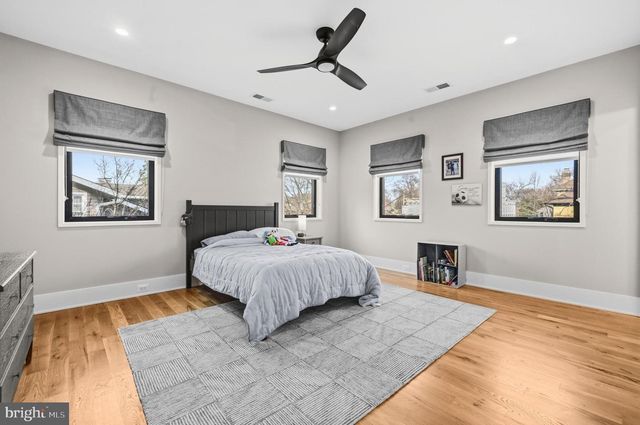 650 N JACKSON ST, Arlington, VA 22201