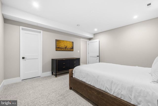 650 N JACKSON ST, Arlington, VA 22201