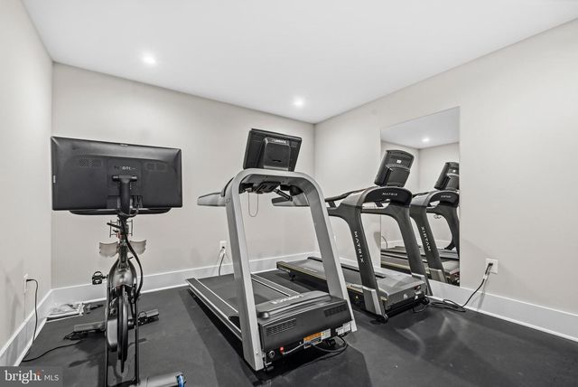 650 N JACKSON ST, Arlington, VA 22201