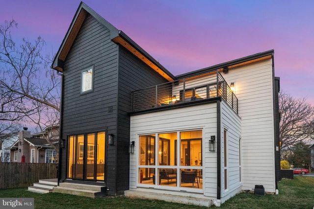 650 N JACKSON ST, Arlington, VA 22201