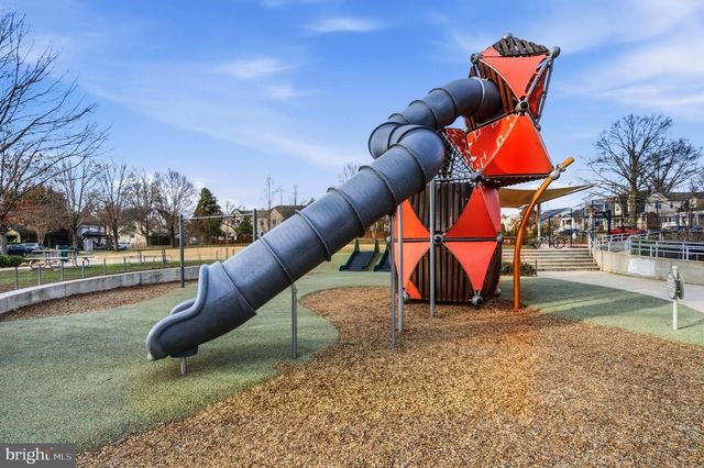 650 N JACKSON ST, Arlington, VA 22201