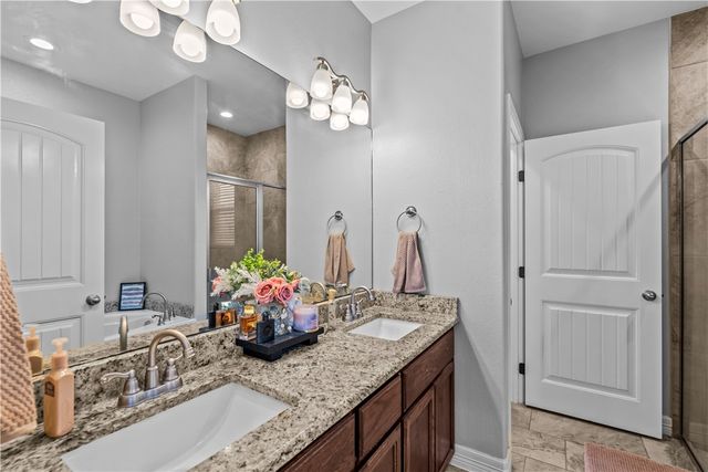 3845 Pennine Way, Corpus Christi, TX 78414