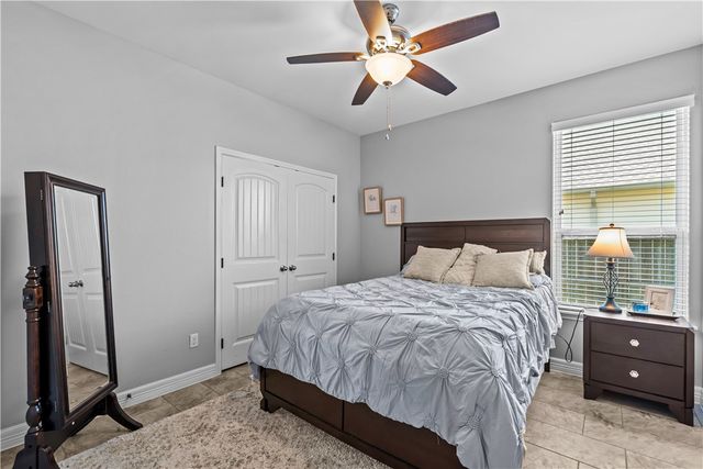 3845 Pennine Way, Corpus Christi, TX 78414