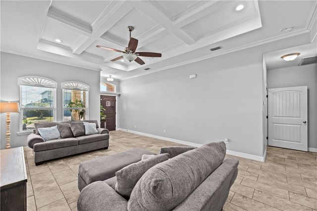 3845 Pennine Way, Corpus Christi, TX 78414