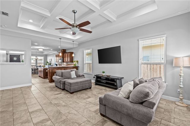 3845 Pennine Way, Corpus Christi, TX 78414