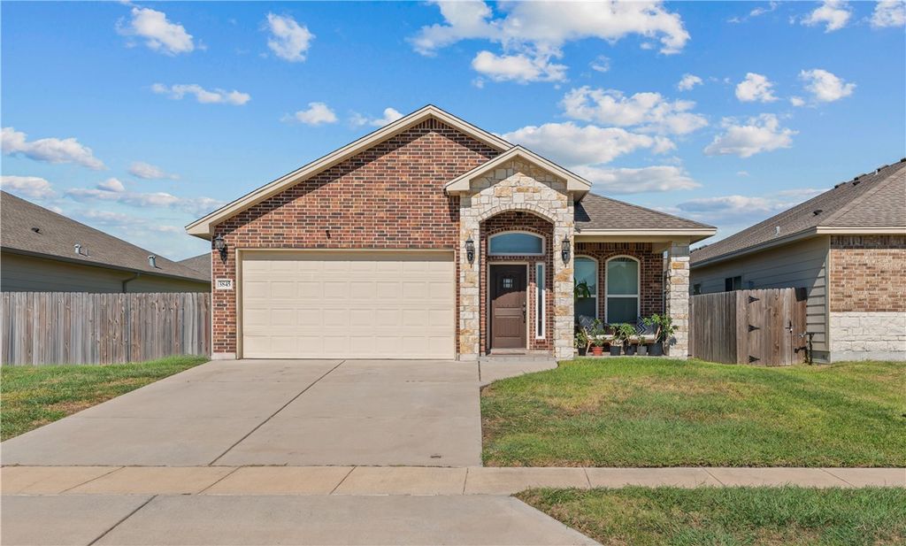 3845 Pennine Way, Corpus Christi, TX 78414