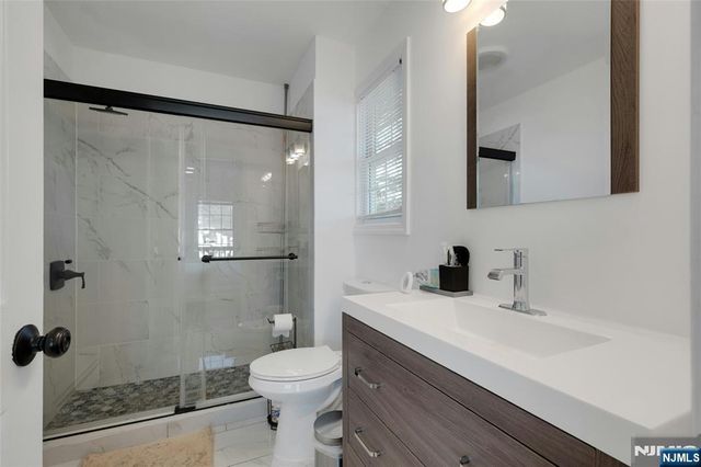 32 McNabb Road, Jefferson Township, NJ 07849