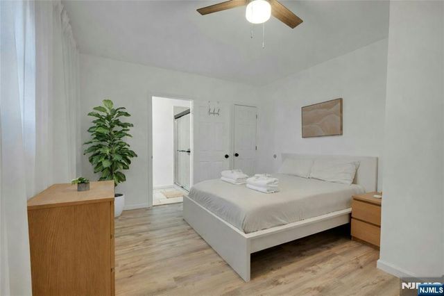 32 McNabb Road, Jefferson Township, NJ 07849