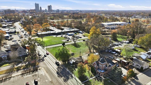 1801 Spy Run Avenue, Fort Wayne, IN 46805