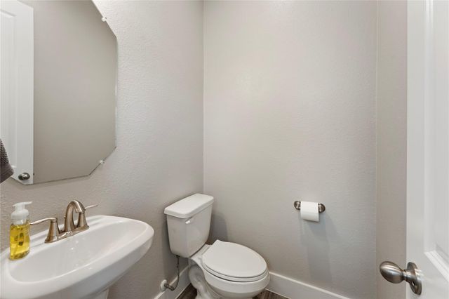 7703 Rainbow Close Lane, Houston, TX 77055