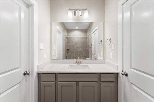 7703 Rainbow Close Lane, Houston, TX 77055
