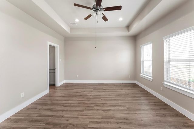 7703 Rainbow Close Lane, Houston, TX 77055