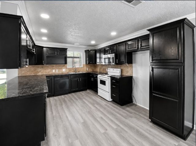 414 Arlington Street, Mansfield, TX 76063