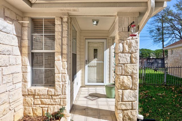 222 Village DR, Georgetown, TX 78628