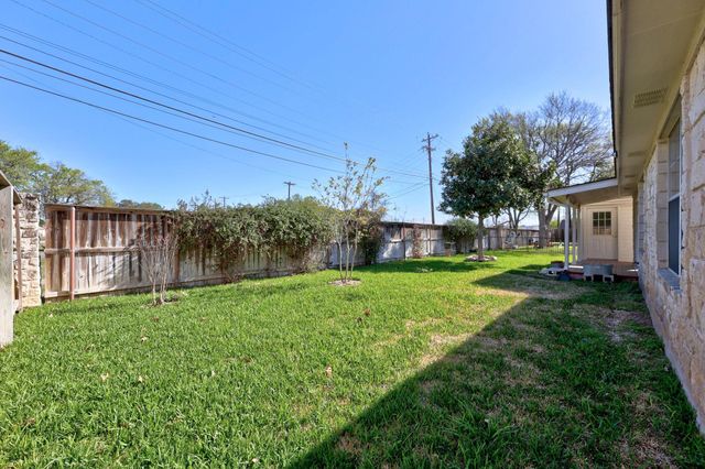 222 Village DR, Georgetown, TX 78628