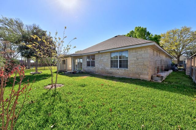 222 Village DR, Georgetown, TX 78628