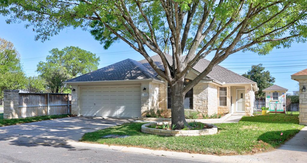 222 Village DR, Georgetown, TX 78628