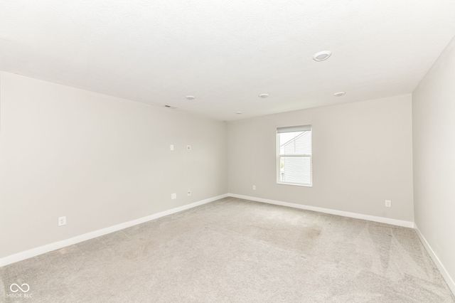 1169 Meadowbank Lane, Avon, IN 46123