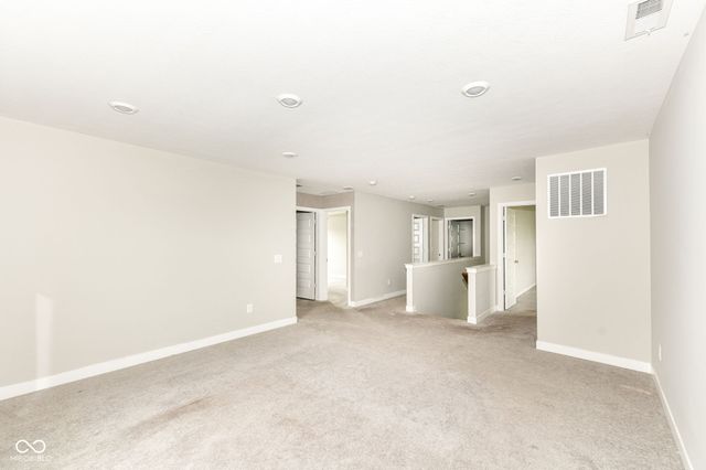 1169 Meadowbank Lane, Avon, IN 46123