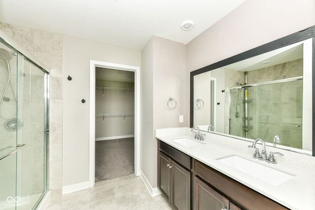 1169 Meadowbank Lane, Avon, IN 46123