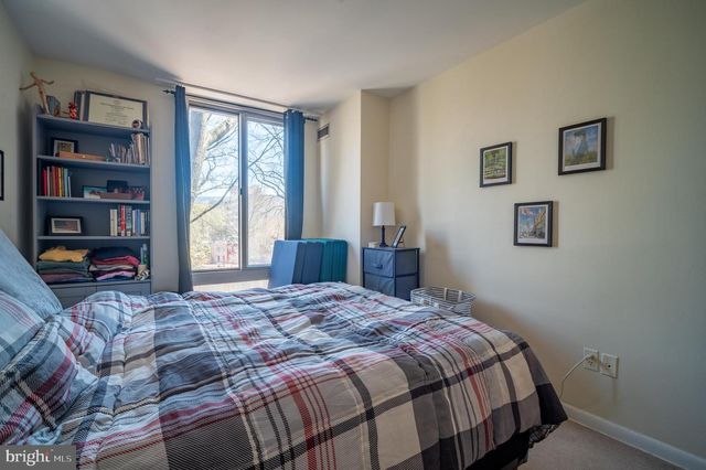 950 25th St NW Apt 509N, Washington, DC 20037