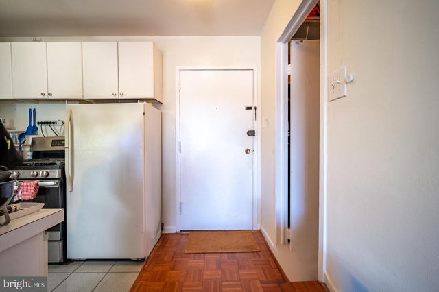 950 25th St NW Apt 509N, Washington, DC 20037