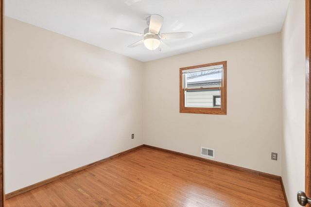 708 15th Street W, Hastings, MN 55033