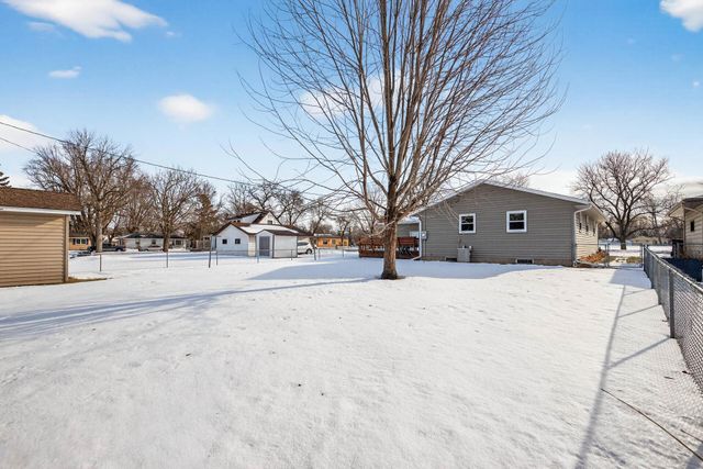708 15th Street W, Hastings, MN 55033