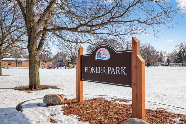 708 15th Street W, Hastings, MN 55033