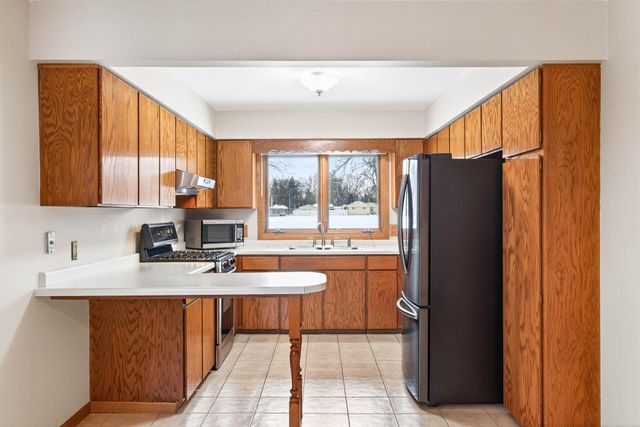 708 15th Street W, Hastings, MN 55033