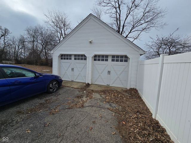 1550 S Bloomington Street, Greencastle, IN 46135