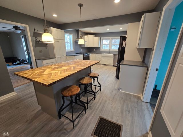 1550 S Bloomington Street, Greencastle, IN 46135