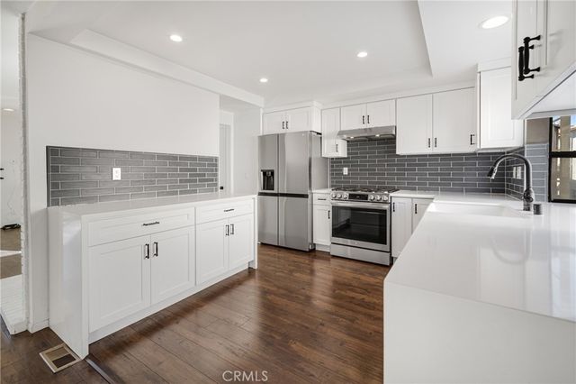 5360 Las Virgenes Road, Calabasas, CA 91302