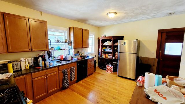 32 George Street 2, Medford, MA 02155