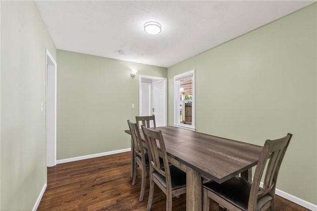 1711 N Dodgion Avenue, Independence, MO 64050