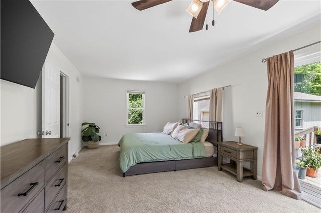 1711 N Dodgion Avenue, Independence, MO 64050
